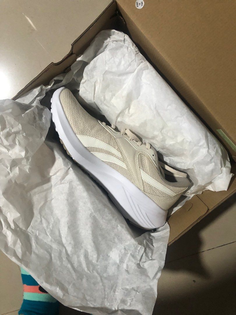 Reebok Energen Tech (Category: Sneakers) located in Iligan City. Submitted by tumat (Listing ID 1342149912, Image 1). Description: Used but not abused. RFS: Doesn’t fit me. Need to size down..