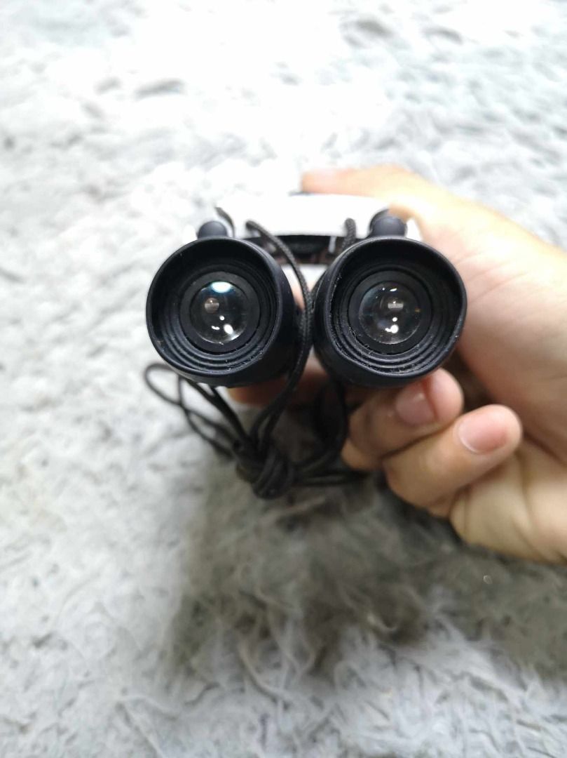 Silver Black Compact Folding Binocular (Category: Lens & Kits) located in Santa Cruz. Submitted by jmy_surplus.2 (Listing ID 1342216724, Image 3). Description: Size ; L - 10 W - 10 Color ; Silver Black Type ; Binocular Brand ; No brand Material ; Plastic , metal Style ; Silver Black Binocular LG 97 JMY 4.