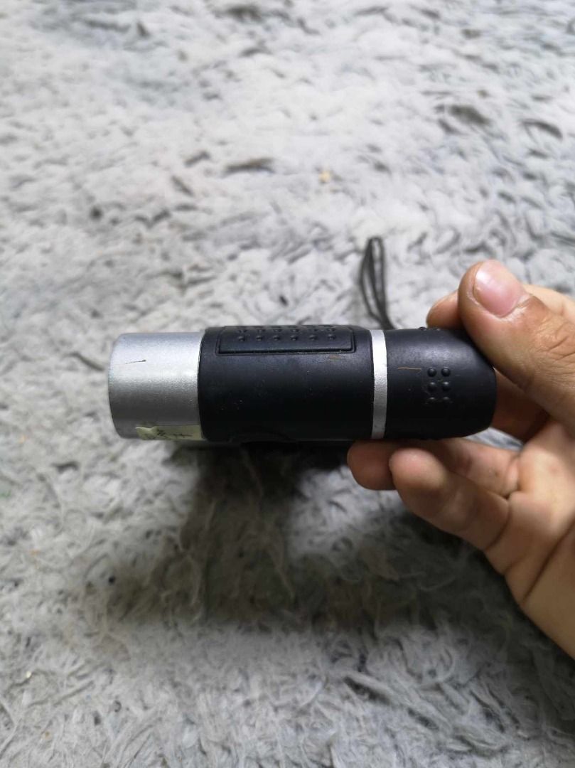 Silver Black Compact Folding Binocular (Category: Lens & Kits) located in Santa Cruz. Submitted by jmy_surplus.2 (Listing ID 1342216724, Image 2). Description: Size ; L - 10 W - 10 Color ; Silver Black Type ; Binocular Brand ; No brand Material ; Plastic , metal Style ; Silver Black Binocular LG 97 JMY 4.