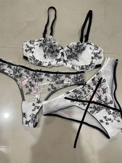 (Category: ) located in . Submitted by ccccloset (Listing ID 1329662446, Image 1). Description: .