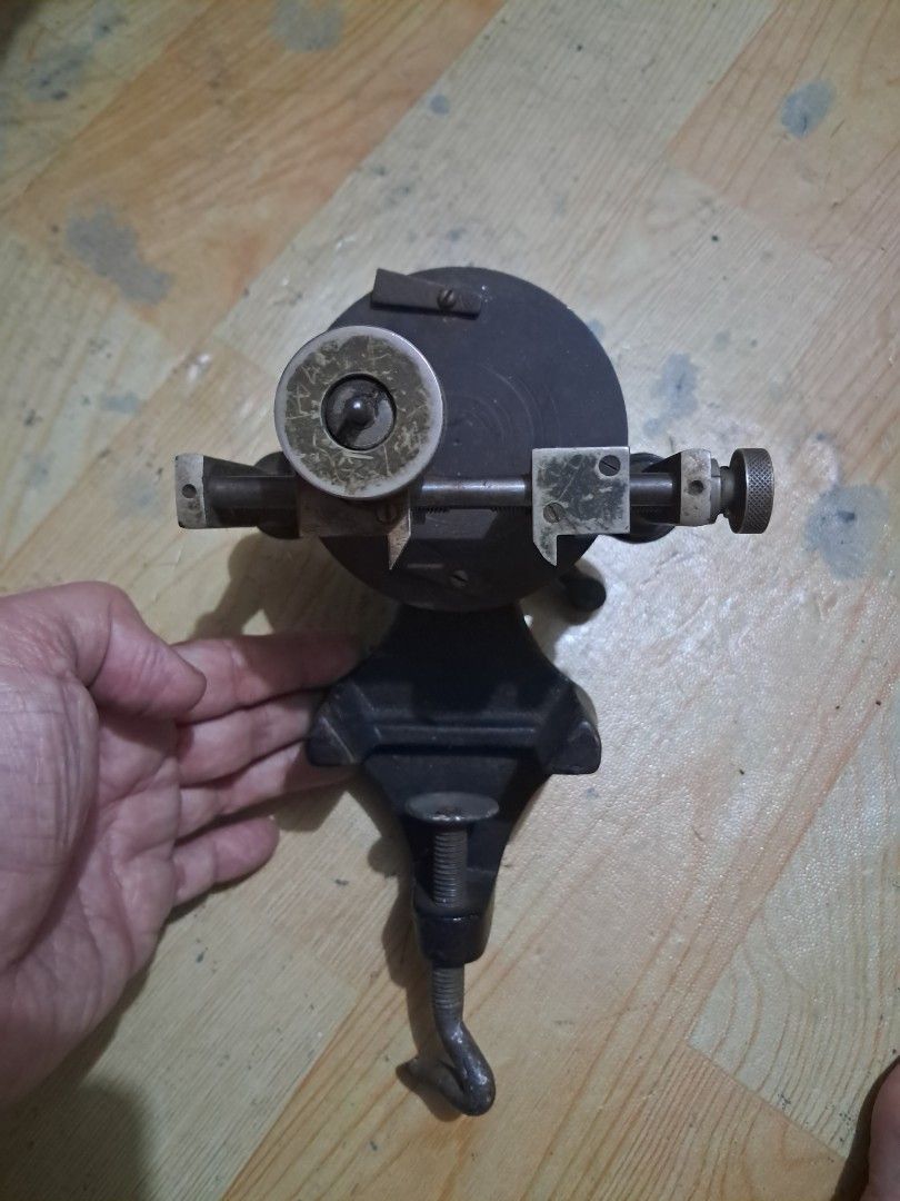 Vintage glass cutter (Category: Craft Supplies & Tools) located in Davao. Submitted by rbjuvyreyn18879 (Listing ID 1342263986, Image 3). Description: original vintage glass cutter.made in australia..not familiar to use it.never been used since arrived.