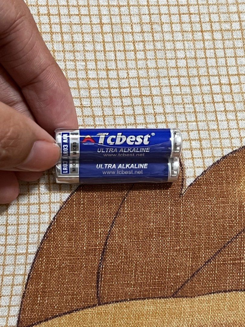 2pcs AAA Alkaline battery (Category: Batteries & Chargers) located in Marikina City. Submitted by mikashisells (Listing ID 1342351360, Image 1). Description: .