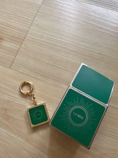 （分類：）位於 。 由 peachyappletree 提交（商品編號 1342359172，圖片 1）。簡介： 。
