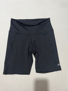 (Category: ) located in . Submitted by lesthriftmnl (Listing ID 1342392745, Image 1). Description: .