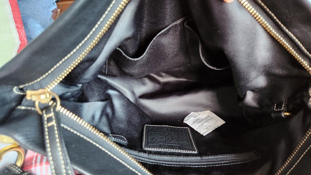 COACH Hampton Belted Hobo Shoulder Bag (Category: Shoulder Bags) located in Marikina City. Submitted by MSS_32 (Listing ID 1342331925, Image 2). Description: *Barely used hobo bag, store bought in US *soft supple leather *with gold hangtag *leather conditioned with Bick 4; clean interior *leather is light in weight but hardwares have some weight to it. *with few white spots as seen on last photo from storage but barely visible *MOP: Gcash/BPI *SF
