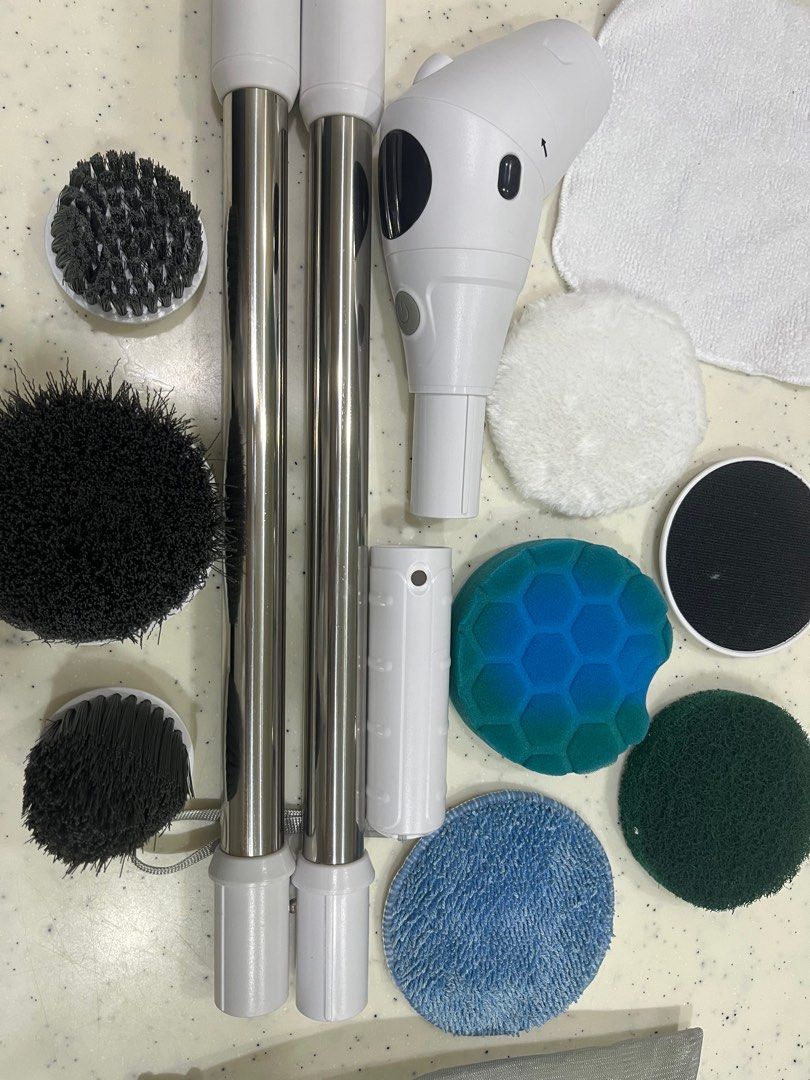 Cordless Multi Function Brush (Category: Cleaning Tools & Supplies) located in Balakong. Submitted by chemigirl (Listing ID 1342331844, Image 2). Description: Charging by Type C Wireless Functionality .