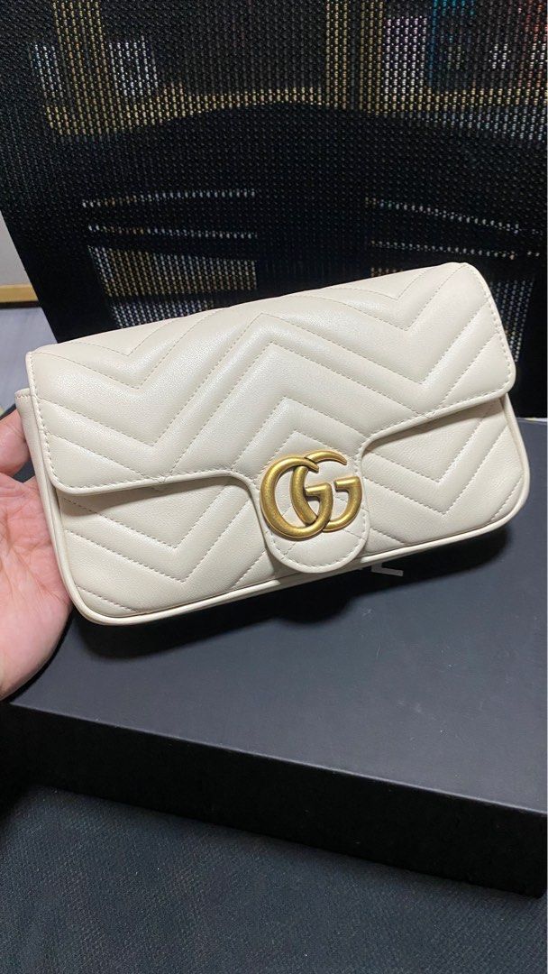 Gucci Marmont Small (Category: Luxury Bags & Wallets) located in Cavite. Submitted by awesome0022 (Listing ID 1342433715, Image 1). Description: Gucci Sling with Wallet and dustbag Matelasse leather in cream color Very nice and smells good Perfect for daily Delivery via lalamove Payment via BDO or Gcash Once purchased, no returns, no refund and no exchange .