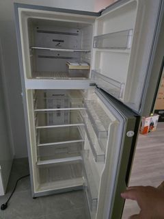 (Category: ) located in . Submitted by bomi1166 (Listing ID 1342357593, Image 1). Description: .