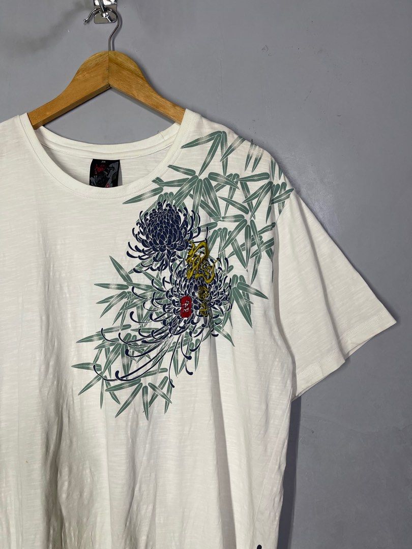 Japanese shirt - XL (Category: Tshirts & Polo Shirts ) located in Davao. Submitted by kenjoints08 (Listing ID 1342504334, Image 3). Description: Japanese Tiger Embroidered shirt Size XL W21.5 L30 Excellent condition Price: DM.
