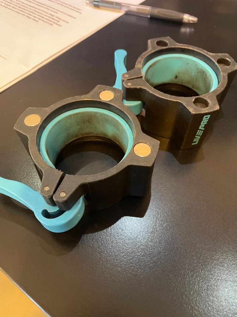 Livepro Quicklock Collars (Category: Other Sports Equipment and Supplies) located in Singapore. Submitted by trilogic_fitness (Listing ID 1342397832, Image 1). Description: Size: 50mm diameter. Material: Nylon & TPR. Weight: 123g X 2pcs.