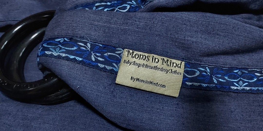 Moms in mind Baby sling Babies Kids Nursing Feeding Breastfeeding Bottle Feeding on Carousell