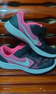 (Category: ) located in . Submitted by soloparentshop (Listing ID 1342345838, Image 1). Description: .