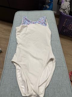 (Category: ) located in . Submitted by giftfongfong (Listing ID 1342409735, Image 1). Description: .