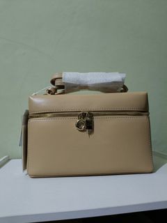 (Kategori: ) berada di . Dikirim oleh ryunita27 (ID iklan 1342341152, Gambar 1). Deskripsi: .
