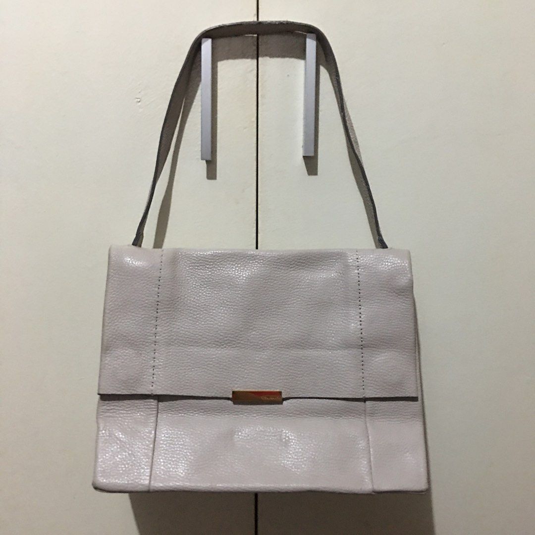 TED BAKER PROTER SHOULDER BAG Women s Fashion Bags Wallets Shoulder Bags on Carousell