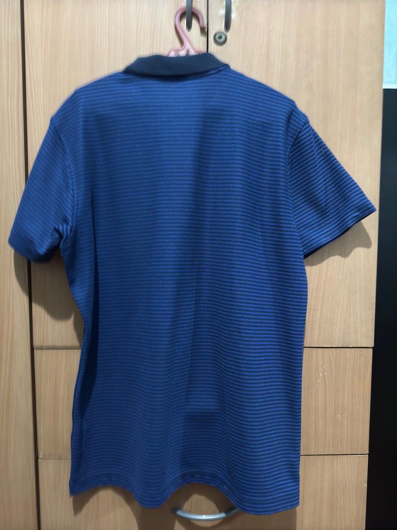 Uniqlo polo shirt (Category: Tshirts & Polo Shirts ) located in Manila. Submitted by dosells (Listing ID 1342347417, Image 2). Description: Uniqlo polo shirt Size: large.
