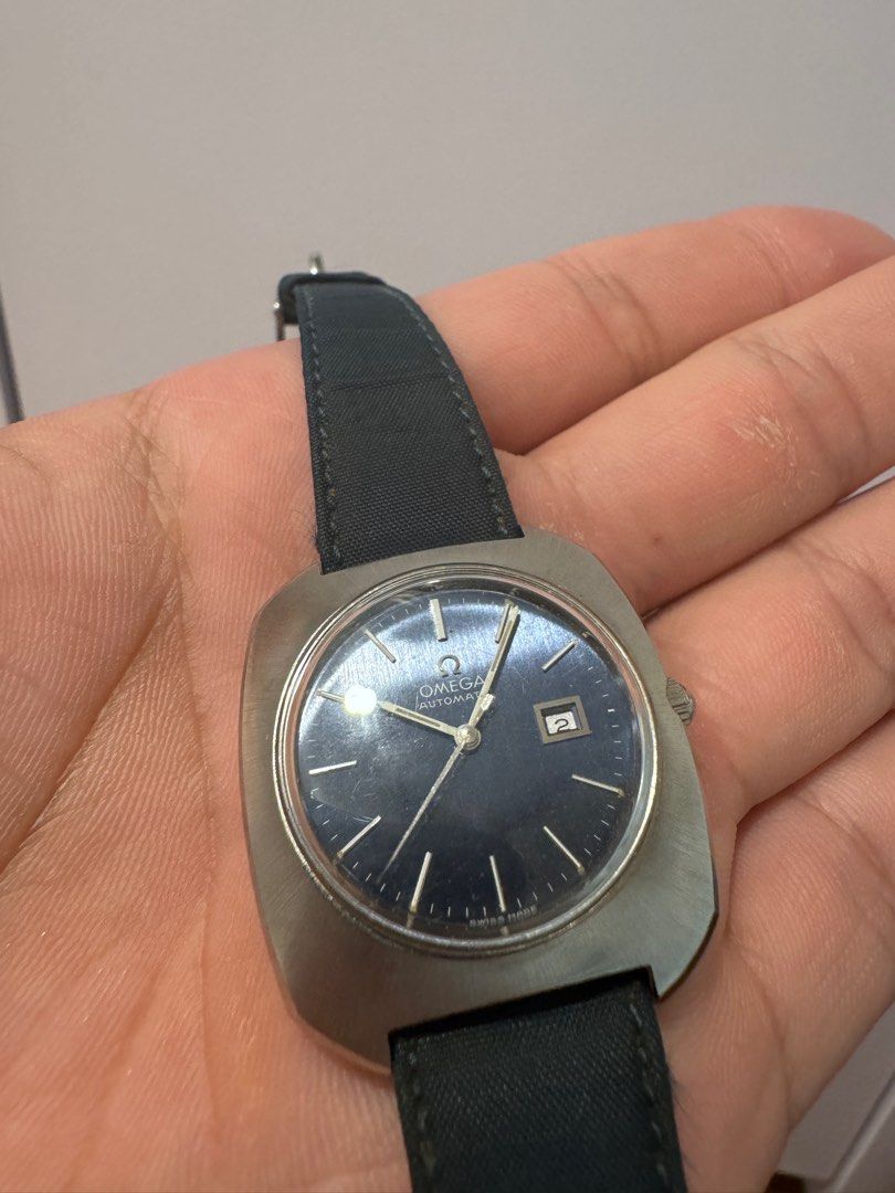 Omega cushion case hotsell