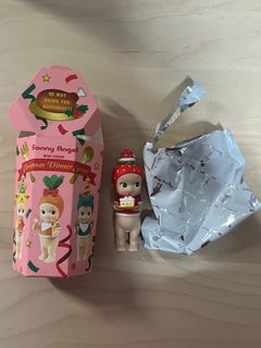 (Category: ) located in . Submitted by taenmoiii (Listing ID 1342391692, Image 1). Description: .
