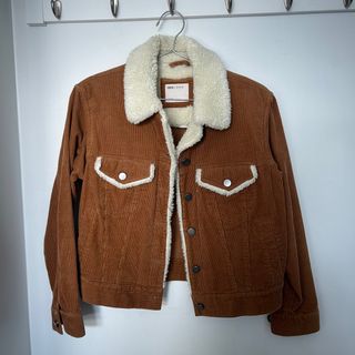 （分類：）位於 。 由 tatek 提交（商品編號 1342558328，圖片 1）。簡介： 。