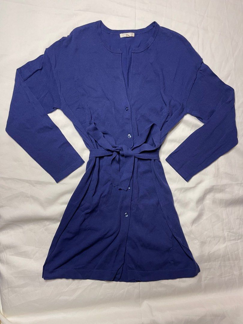 Blue long sleeve dress (Category: Dresses) located in Quezon City. Submitted by ykstuff. (Listing ID 1342626253, Image 1). Description: Used once only Can fit M-L In good condition Rfs: decluttering #bluedress #casualdress #dress #preloveddress #preloved #prelove #holiday #holidaydress #christmas #christmasdress #christmasevent #decluttering.