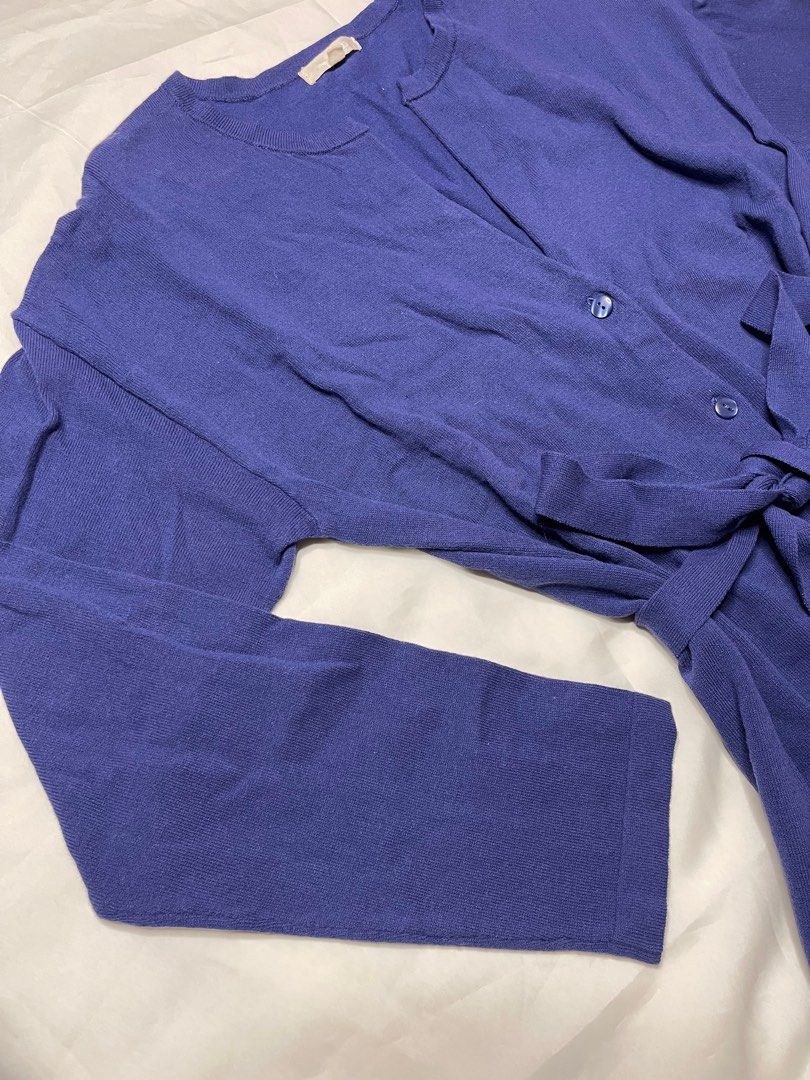 Blue long sleeve dress (Category: Dresses) located in Quezon City. Submitted by ykstuff. (Listing ID 1342626253, Image 2). Description: Used once only Can fit M-L In good condition Rfs: decluttering #bluedress #casualdress #dress #preloveddress #preloved #prelove #holiday #holidaydress #christmas #christmasdress #christmasevent #decluttering.