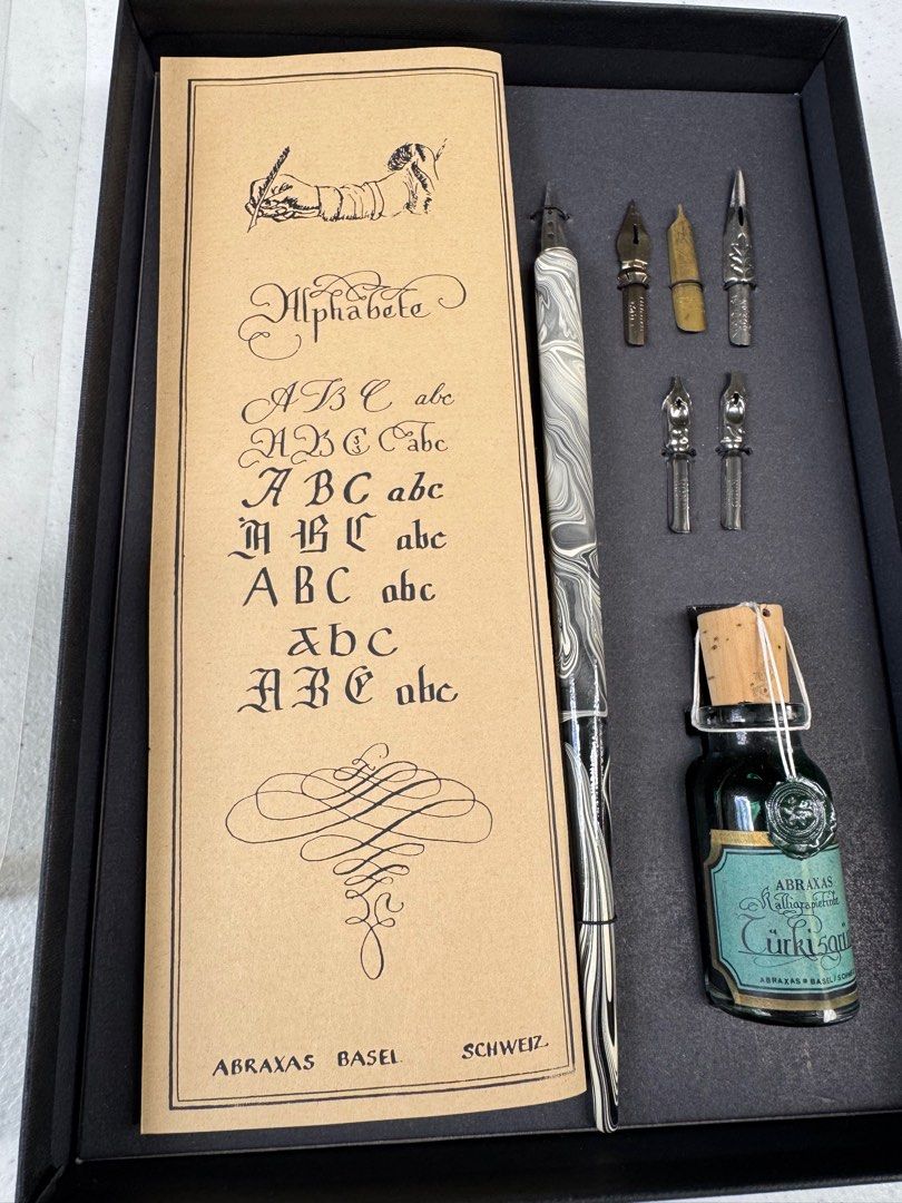 Calligraphy set (Category: Stationery & School Supplies) located in Davao. Submitted by parteawares2 (Listing ID 1342555690, Image 1). Description: Calligraphy set with ink .