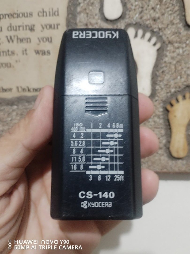 camera flash (Category: Flashes) located in Carmona. Submitted by rpute (Listing ID 1342525054, Image 2). Description: .