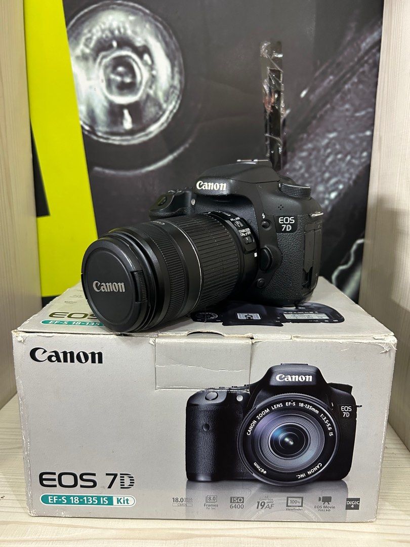 送料無料♪ Canon EOS 7D レンズ EFS 55-250mm セット 送料無料♪ Canon EOS 7D レンズ EFS 55-250mm セット EOS