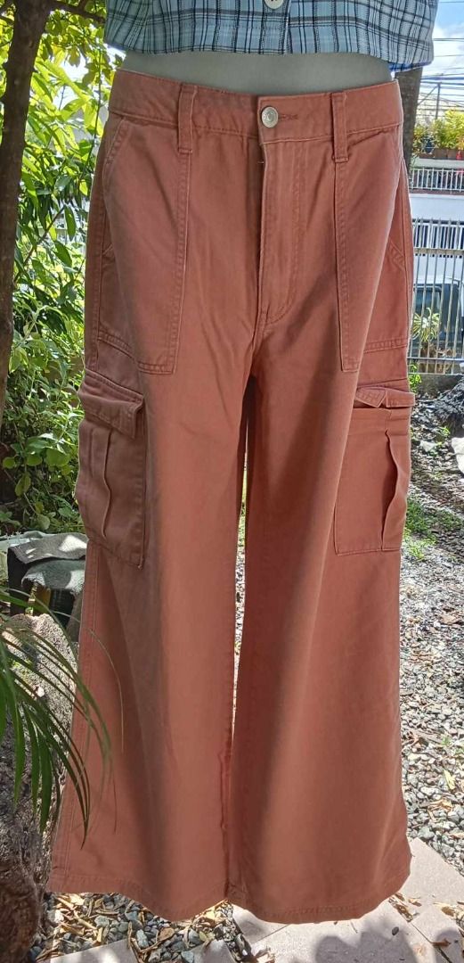 FOREVER 21 WIDE LEG JEANS WITH CARGO POCKETS SIZE MEDIUM (Category: Jeans) located in Quezon City. Submitted by zionwealth (Listing ID 1342625153, Image 2). Description: BOUGHT IN USA. VERY GOOD CONDITION. NO STAINS OR DAMAGE. WELL MAINTAINED. RFS: DECLUTTERING LOCATION: BESIDE EVER GOTESCO MALL COMMONWEALTH AVE. QC 'For I know the plans I have for you,' declares the Lord, 'plans to prosper you and not to harm you, plans to give you a hope and a 