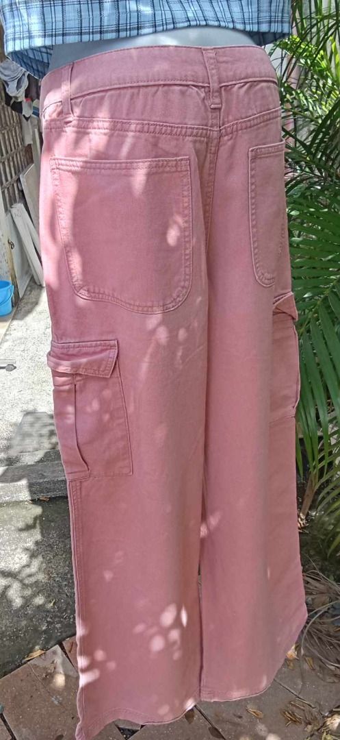 FOREVER 21 WIDE LEG JEANS WITH CARGO POCKETS SIZE MEDIUM (Category: Jeans) located in Quezon City. Submitted by zionwealth (Listing ID 1342625153, Image 3). Description: BOUGHT IN USA. VERY GOOD CONDITION. NO STAINS OR DAMAGE. WELL MAINTAINED. RFS: DECLUTTERING LOCATION: BESIDE EVER GOTESCO MALL COMMONWEALTH AVE. QC 'For I know the plans I have for you,' declares the Lord, 'plans to prosper you and not to harm you, plans to give you a hope and a 