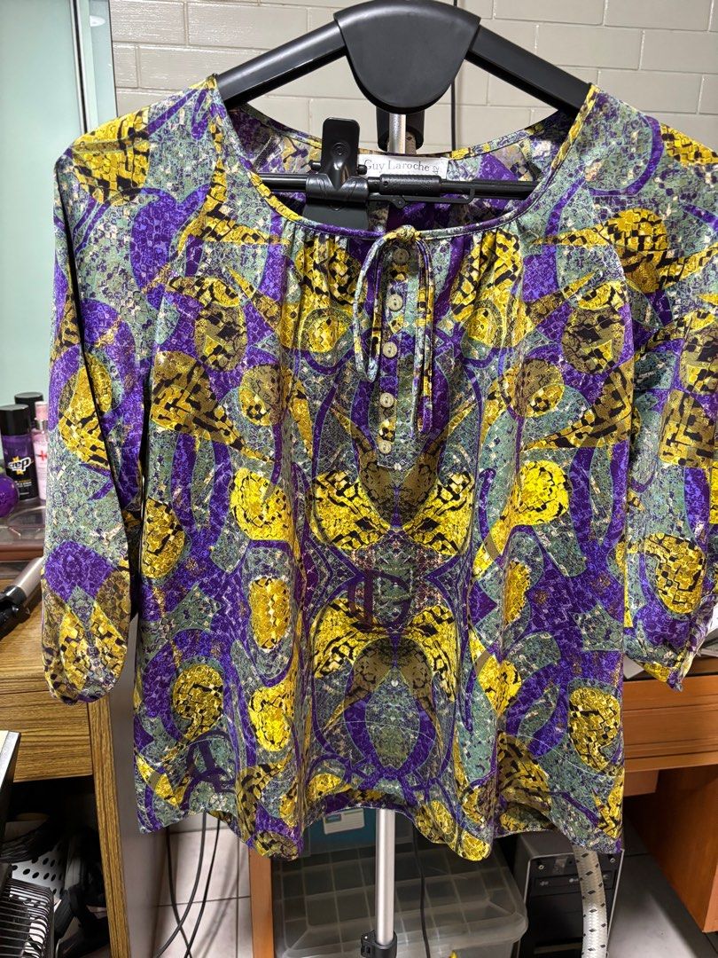 Guy laroche blouse (Category: Blouses) located in Mandaluyong City. Submitted by dsc0313 (Listing ID 1342595178, Image 1). Description: .