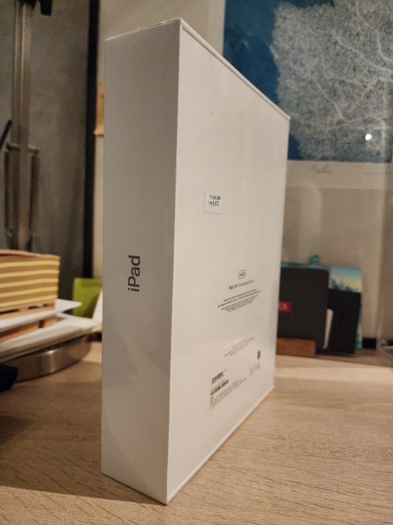 iPad (9th Gen) Wi-Fi (Category: iPad) located in Makati City. Submitted by ejsgmd (Listing ID 1342644026, Image 2). Description: iPad (9th Generation) Wi-Fi 64GB Silver Brand New Sealed and Never opened RFS: Extra iPad.