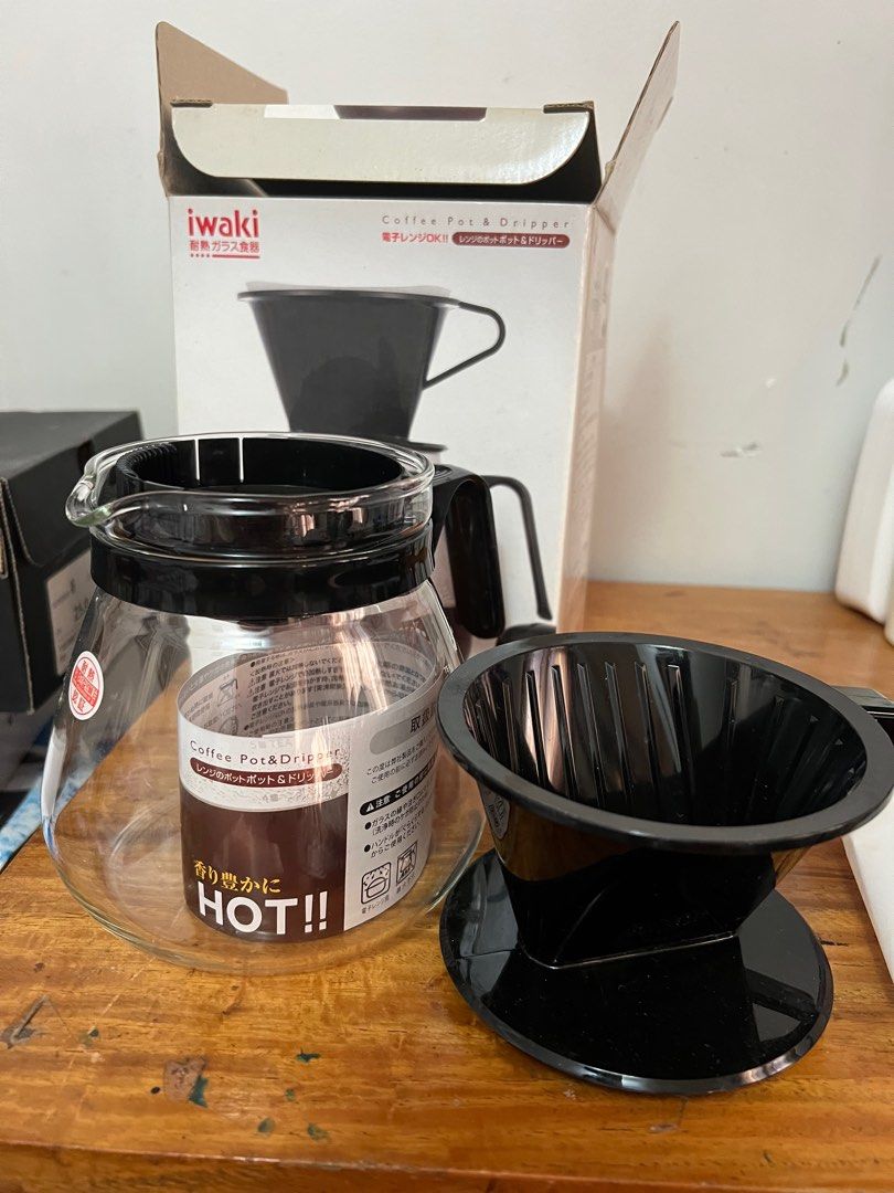 Iwaki Coffee Pot & Dripped (Category: Coffee Machines & Makers) located in Rizal. Submitted by ypdpt (Listing ID 1342594943, Image 3). Description: Iwaki Coffee Pot & Dripper Glass material (Pot) Never used. Brand new. RFS: Decluttering .