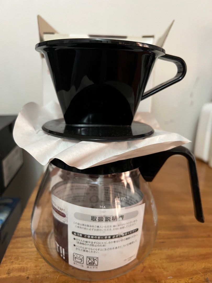 Iwaki Coffee Pot & Dripped (Category: Coffee Machines & Makers) located in Rizal. Submitted by ypdpt (Listing ID 1342594943, Image 2). Description: Iwaki Coffee Pot & Dripper Glass material (Pot) Never used. Brand new. RFS: Decluttering .