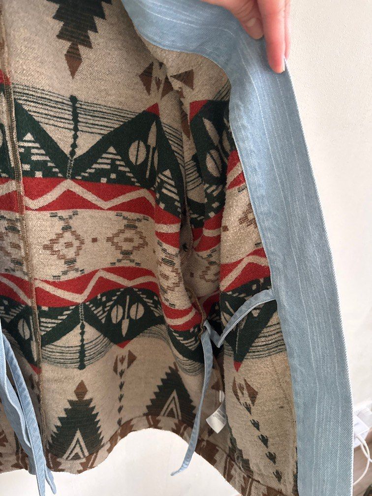 Jacket （分類：外套及戶外衣服）位於 Hong Kong。 由 czkel 提交（商品編號 1342566872，圖片 3）。簡介： 。