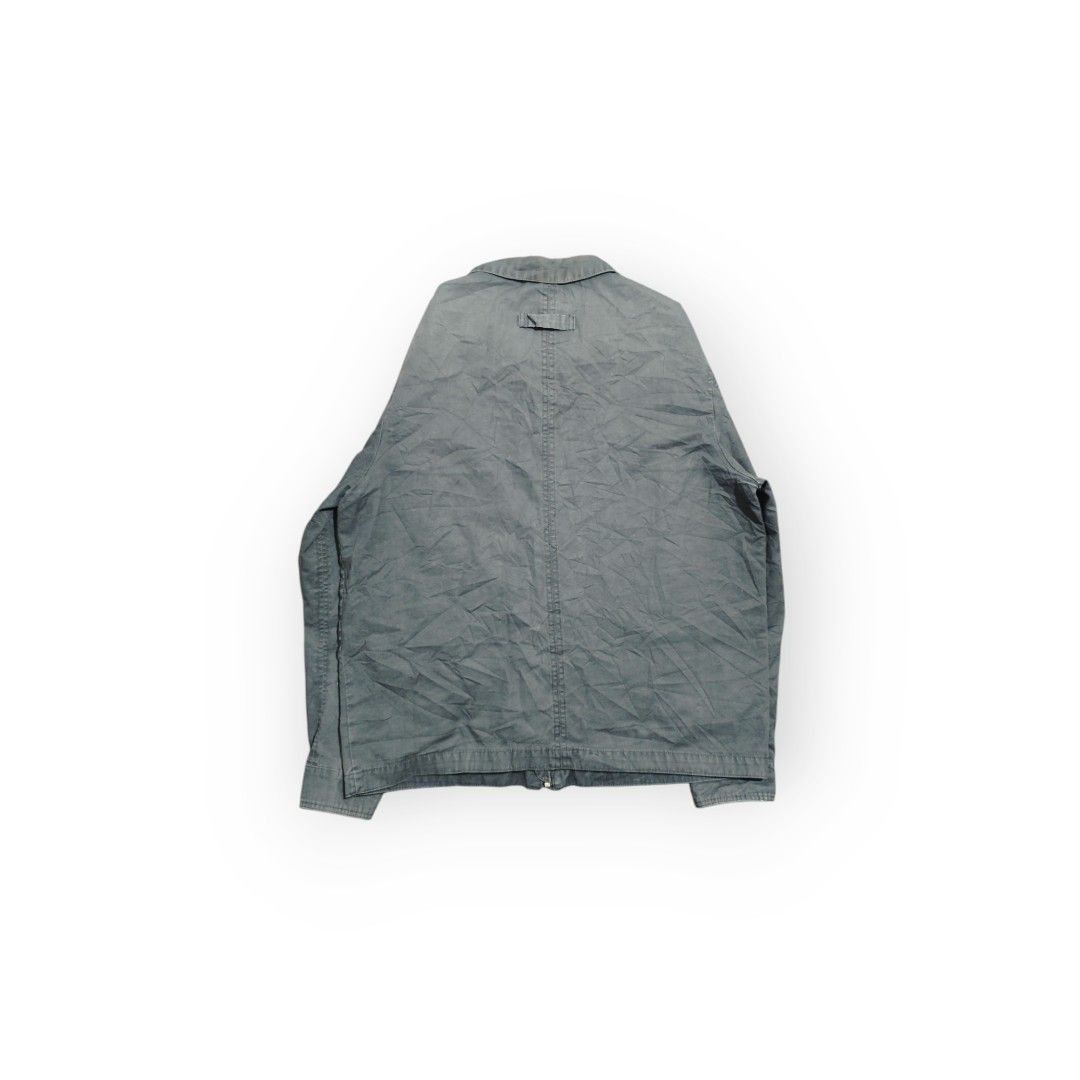 Jacket (Category: Coats, Jackets and Outerwear) located in Baguio. Submitted by _justathriftyguy (Listing ID 1342585579, Image 3). Description: Dockers Zip Work Jacket Good condition - Width 24in - Length 26.5in - Sleeve 26in Issue/s: Stains, faded, needs wash M: 900.