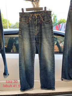 (Category: ) located in . Submitted by fzstore69 (Listing ID 1342668167, Image 1). Description: .