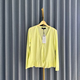 (Kategori: ) berada di . Dikirim oleh bobamilk.apparel (ID iklan 1342652107, Gambar 1). Deskripsi: .