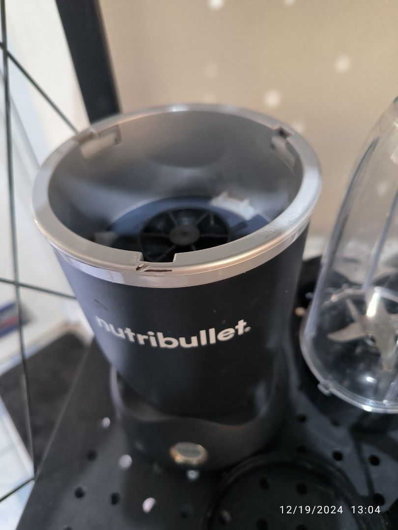 Nutribullet with pulse (Category: Juicers, Blenders & Grinders) located in Pulilan. Submitted by srtidon (Listing ID 1342551819, Image 3). Description: inclusion: 18oz tumbler 32oz tumbler 2 cup lid 1 lid handle lid base.