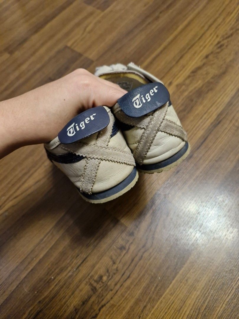 Onitsuka Tiger Mexico 66 Birch/Peacoat (AUTHENTIC) (Category: Sneakers) located in Zamboanga. Submitted by _catflakes (Listing ID 1342534400, Image 3). Description: Personal pair, not thrifted Size:37.5 Euro or 23.5 cm Price is negotiable. PM me for more info.