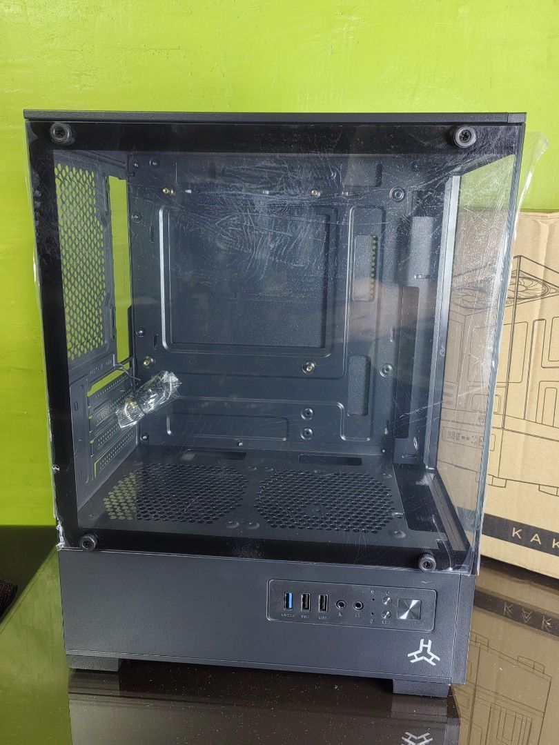 Rakk Masid Maxt Pc Case (Category: Computer Parts) located in Taguig. Submitted by j.pc_2022 (Listing ID 1342518987, Image 2). Description: Brand new Computer Case Rakk Masid.