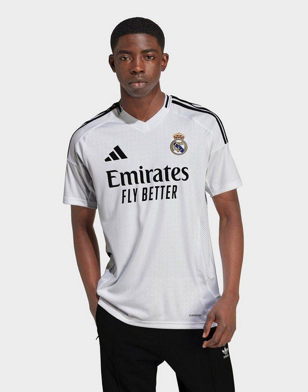 Real Madrid 24/25 Jersey (Category: Tshirts & Polo Shirts) located in Singapore. Submitted by jordannjk (Listing ID 1342579107, Image 1). Description: Open to Swap / Nego 100% Authentic, Bought from JD PM FOR PICS.