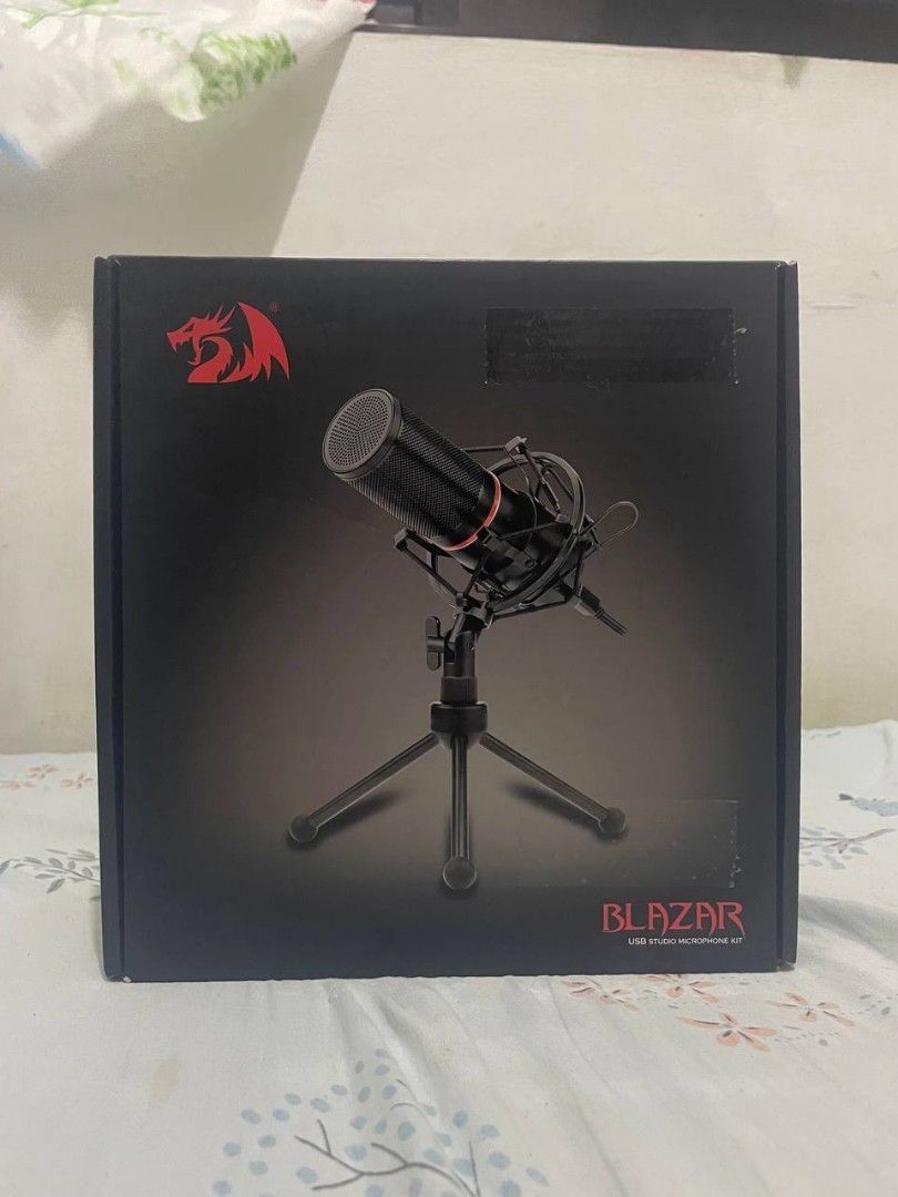 Redragon Blazar GM 300 Condenser Microphone (Category: Microphones) located in Cabuyao City. Submitted by luvlexaa (Listing ID 1342581401, Image 2). Description: - Bought it for 2765 pesos from Redragon official store. - Good as new. - Complete items with box. - No defect or issue. - Only used it for my final project in audio class..