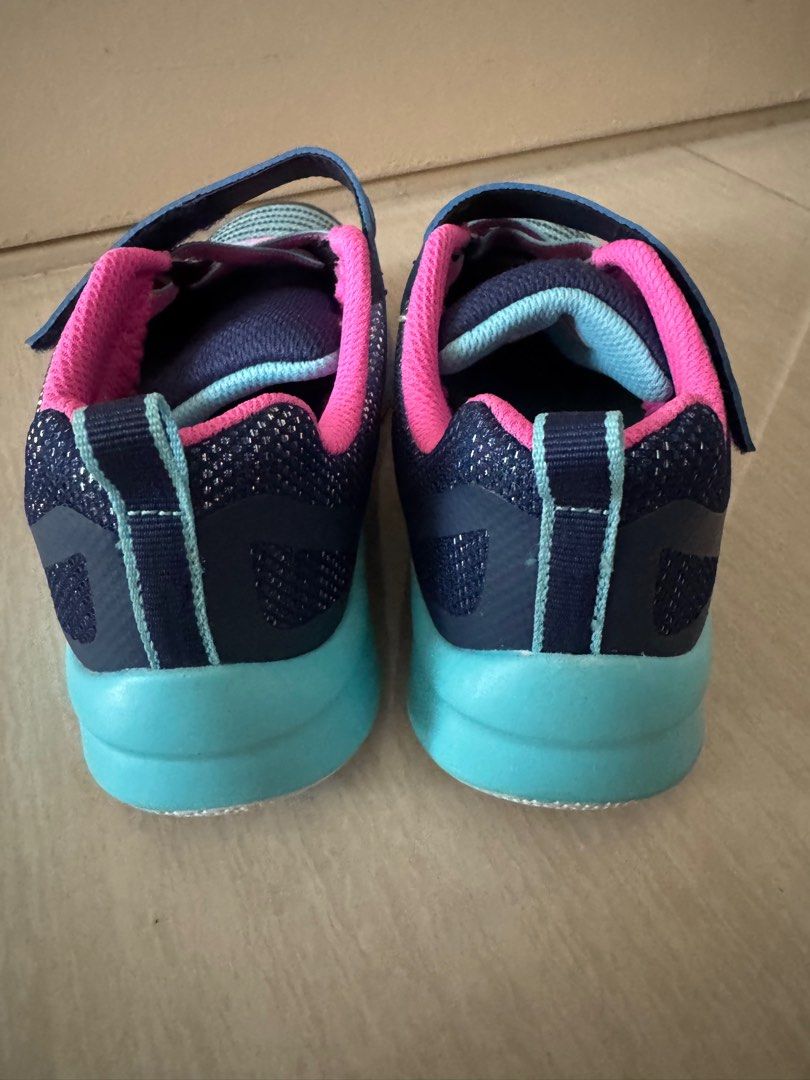 Skechers (Category: Babies & Kids Fashion) located in Singapore. Submitted by irina80 (Listing ID 1342578708, Image 3). Description: Worn once only Almost like new Self collect at Canberra Street.