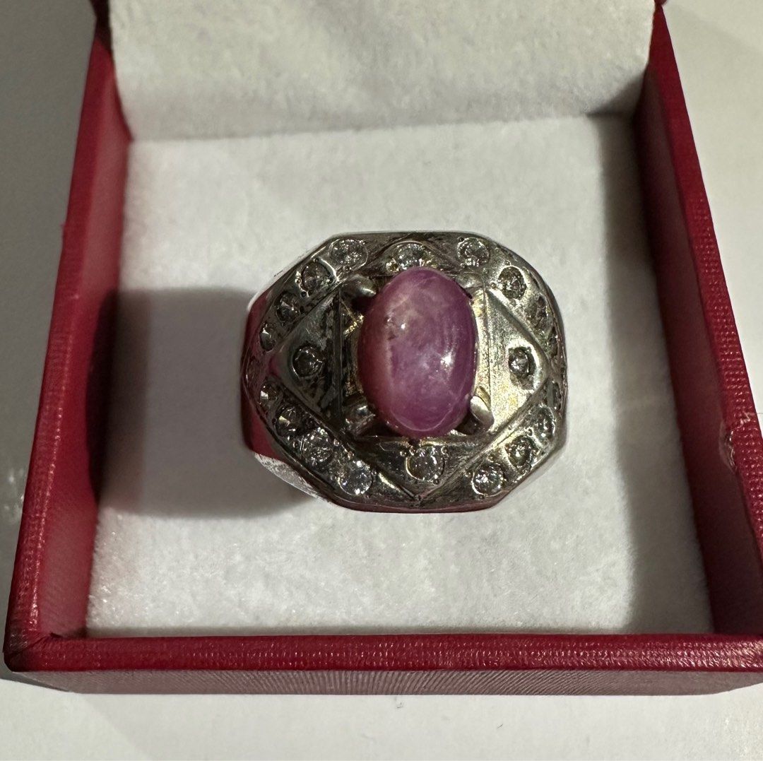 Star Ruby Silver Ring (Category: Precious Stones) located in Singapore. Submitted by jakelhl727 (Listing ID 1342664471, Image 3). Description: Natural Red Star Ruby Ring Size 18 .
