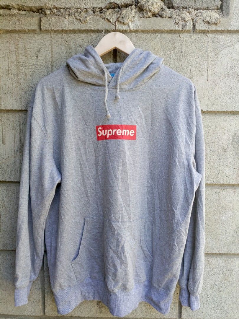 Supreme X Assc Men s Fashion Tops Sets Hoodies on Carousell