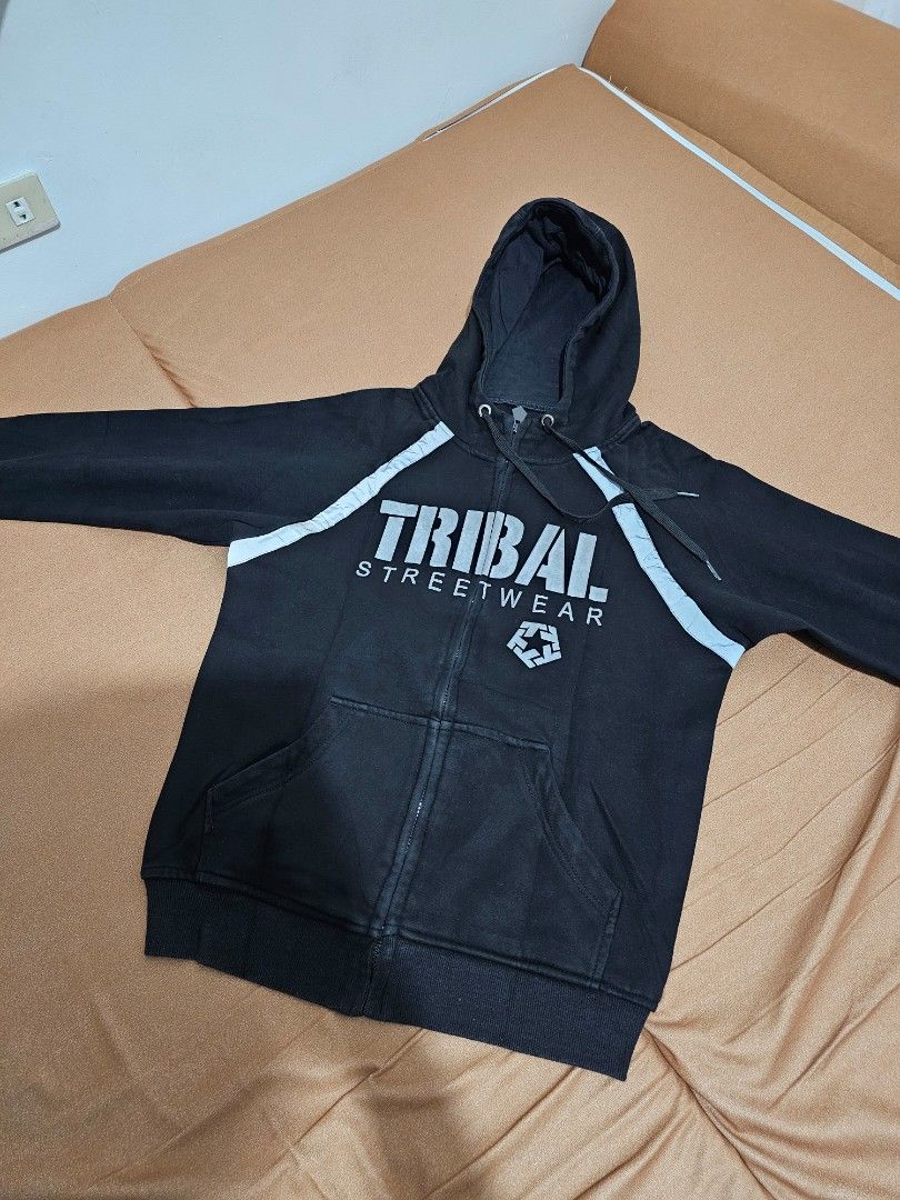 TRIBAL Black Jacket (Category: Coats, Jackets and Outerwear) located in Quezon City. Submitted by kcphilippines (Listing ID 1342671648, Image 3). Description: RFS: Decluttering. I believe this jacket is unisex. Medium on tag. Bought at SM for over 2K pesos. Shipping is not yet included in the price. Whatever shipping mode agreed by both sides will be shouldered by the buyer. For interested buyers, please feel free to PM me for payment details. Th
