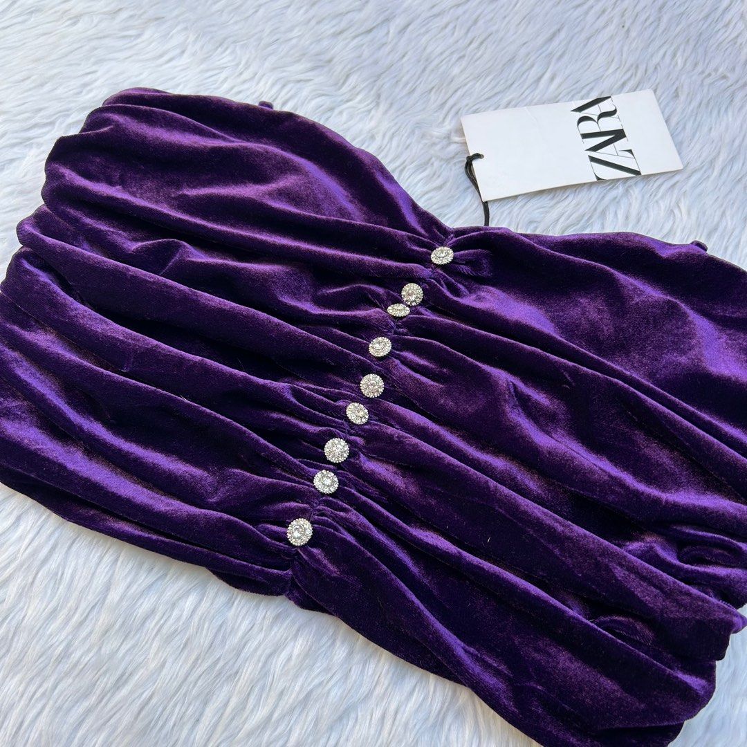 Zara Velvet Ruched Top (Category: Others Tops) located in Imus. Submitted by _luxclassix (Listing ID 1342586682, Image 3). Description: BNWT - Brand new with tag Size: Medium Extra button Provision for strap MOP: BPI & Gcash Shipping via J&T Express starts at 54 Lalamove - dame day delivery.