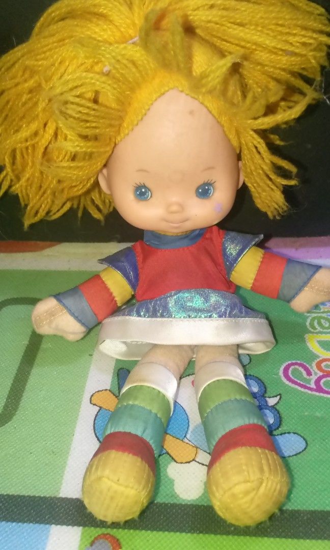 1983 rainbow Brite doll (Category: Vintage Collectibles) located in Malabon City. Submitted by jonathanitapac-02606 (Listing ID 1339519712, Image 1). Description: 1983 Hallmark cards inc. Rainbow Brite doll.