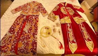 中式裙掛、馬掛（女、男各1件-M Size) 包新娘團扇+髮飾、新郎花球、囍字拖鞋（女：37碼；男：39碼）63016919412737110